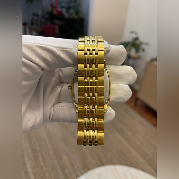 Bulova
Silver colored/Yellow gold toned steel
ref C969744 - Picture 11 of 16